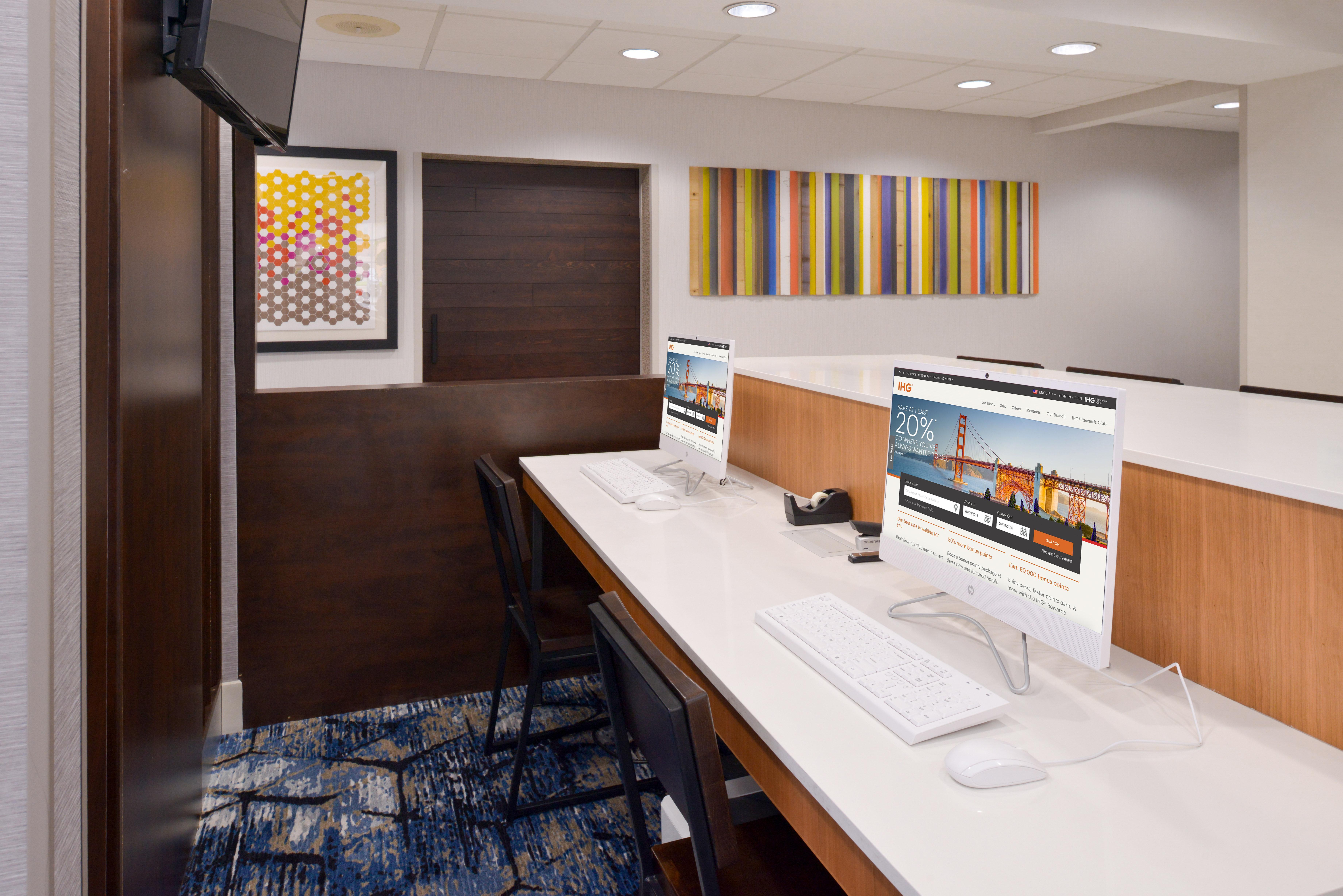 Holiday Inn Express Wixom By Ihg Exterior foto